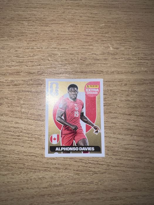 Extra sticker Gold Alphonso Davies