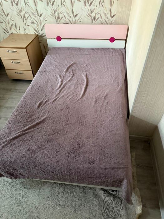 Срочно продается диван по очень низкой цене