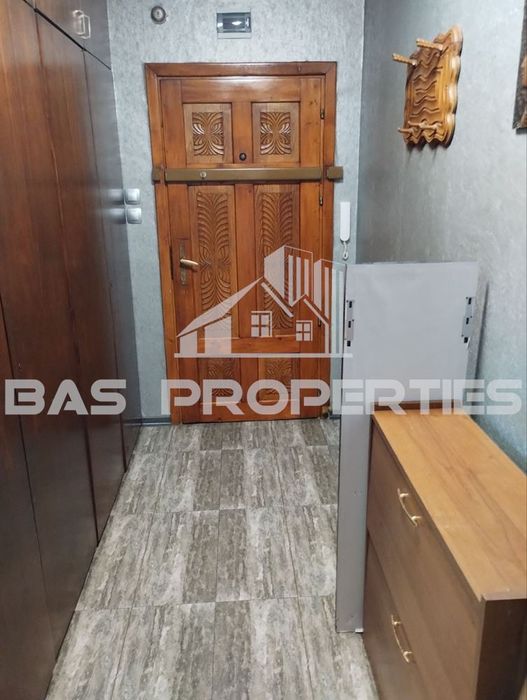 Дава се под наем Двустаен апартамент в София, Люлин 4 - 76 кв.м за 484.5 € - Снимка #12