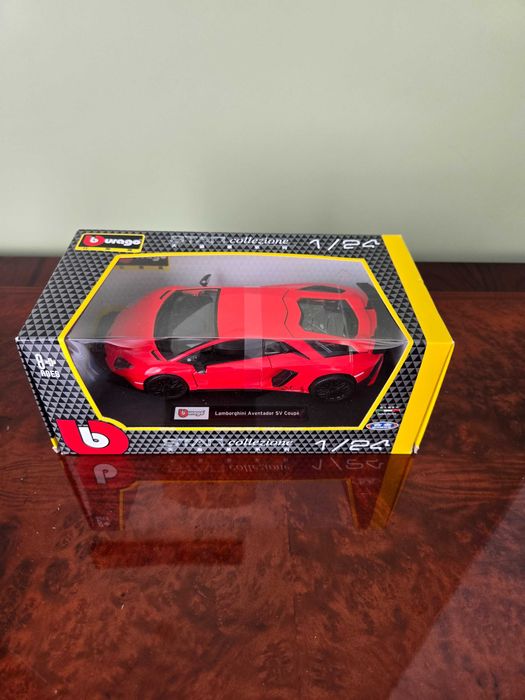 Bburago Модели машин в масштабе 1/24