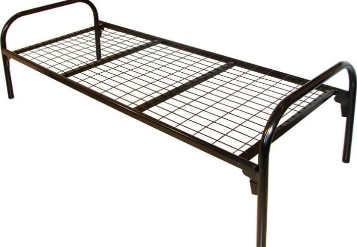 Металлический кровать
