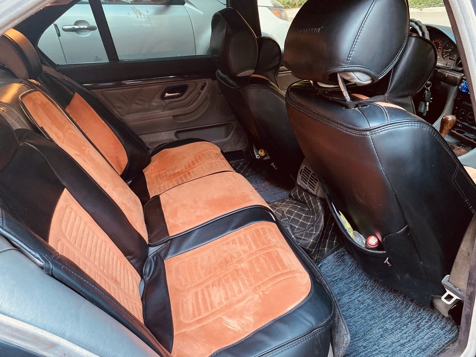 Продам bmw e38 мотор м60б30