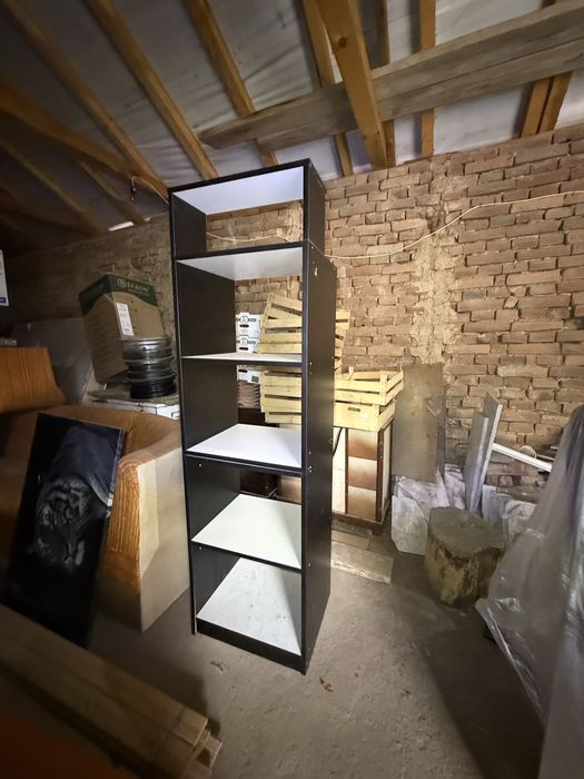 Офис бюра и шкафове-запазени,подходящи за офис или домашен кабинет