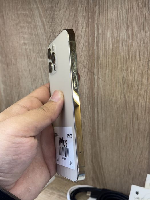 100$ boshlangich tolov bilan Iphone 12 Pro 256Gb 74% bez karobka
