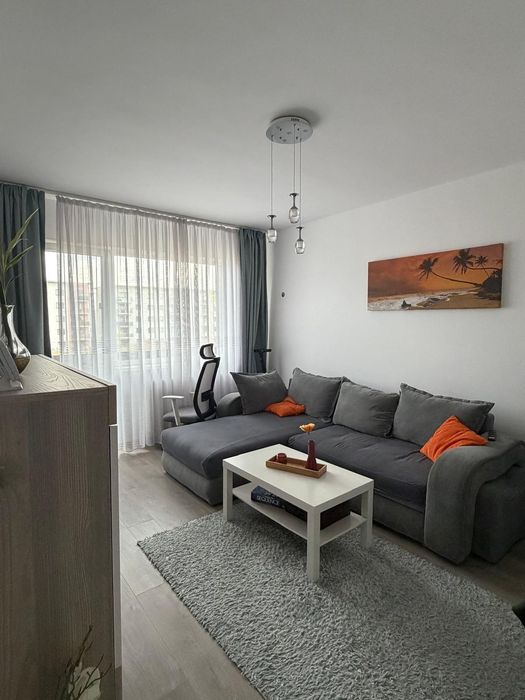 Vand apartament 2 camere