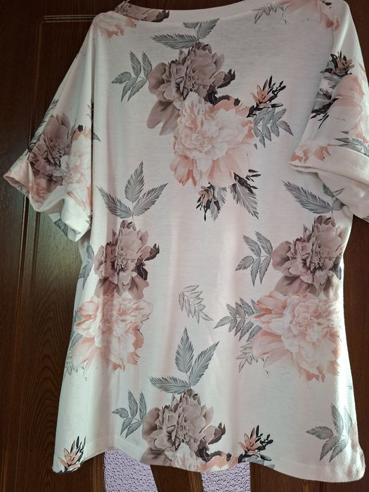 Vând Bluză Dama Mărimea XL -XXL