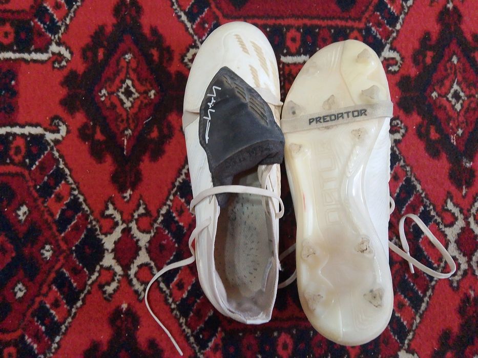 Продам бутсы предаторы