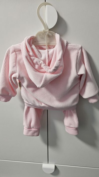 Costum bebeluși reiat și pufos mărimea 56-62