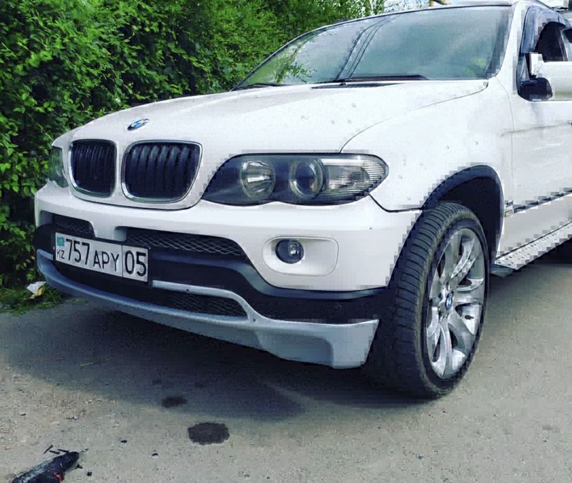 Обвесы бмв е53 4.8 накладки на бампера