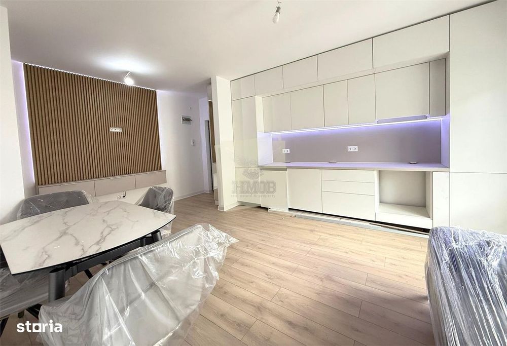 Dezvoltator vand 3 camere cu balcon la Mega Image 0% comision
