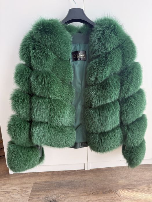 Blană naturală de vulpe verde smarald – stare impecabilă
