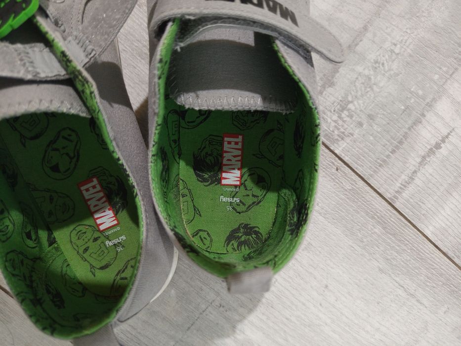 Гуменки за момче Avengers