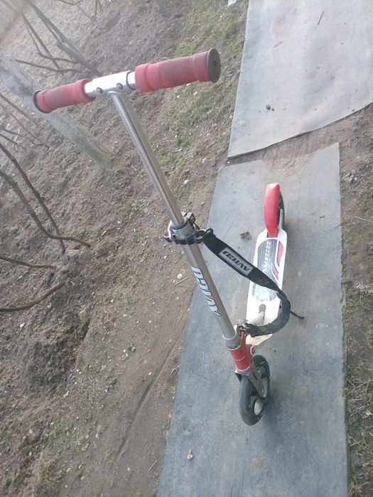 Trotinetă copii 12-16 ani