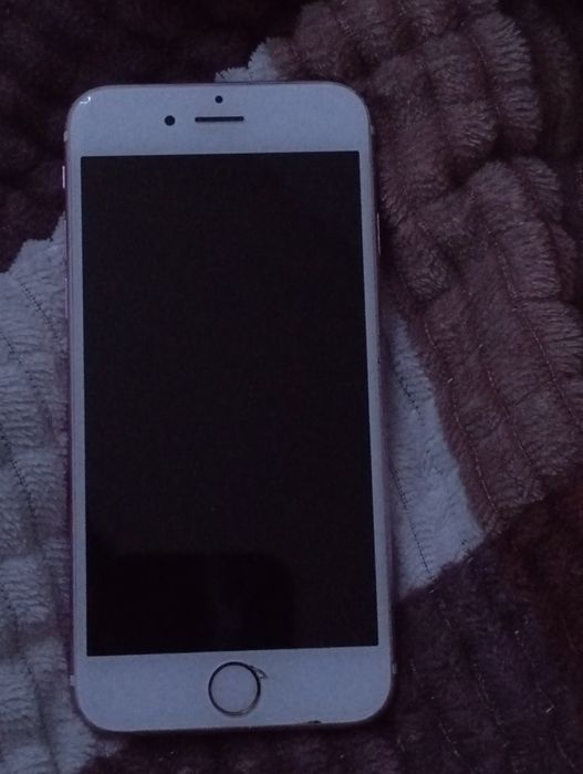 iphone 6s розовый
