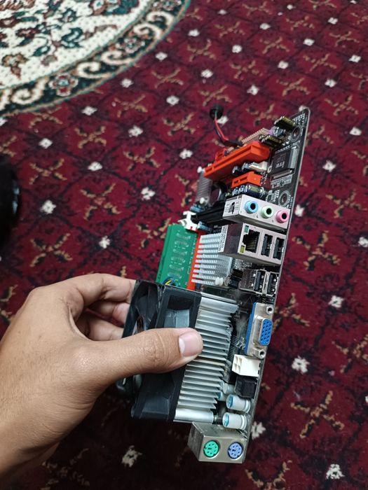 Материнская плата процессор блок питания и ОЗУ