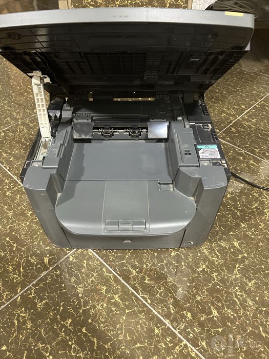 Принтер i-sensys MF4018