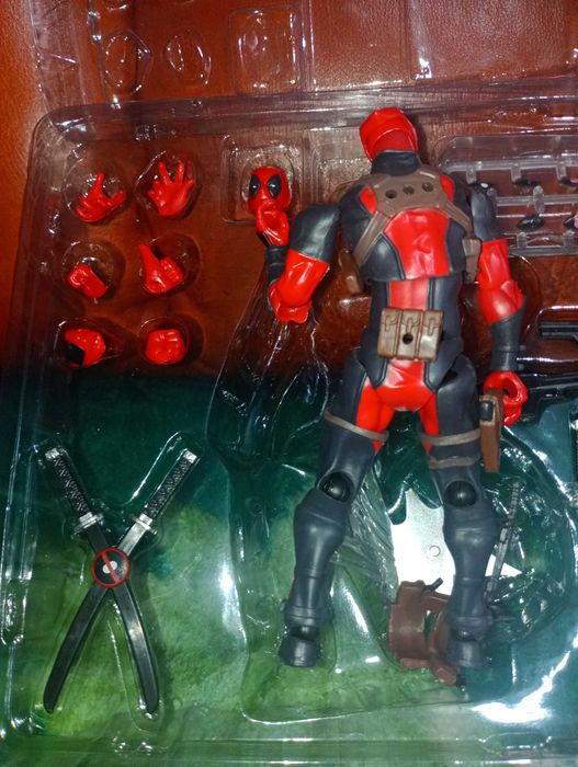 Экшен фигурка Дэдпул Deadpool
