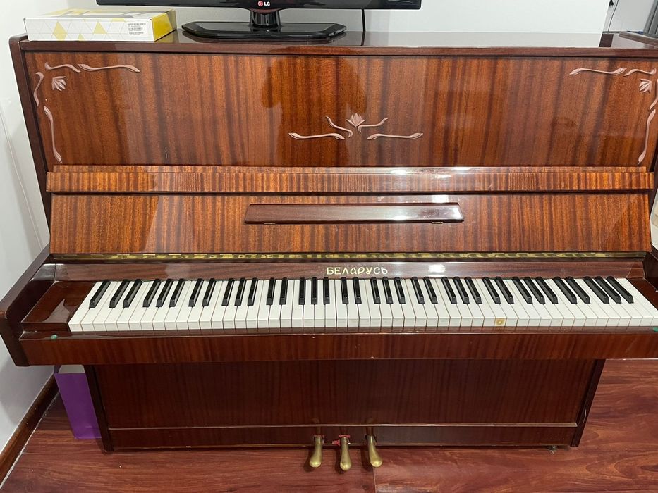 Продам фортепиано