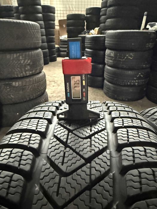 2x Anvelope noi de Iarna 245/45 r18 seal - Pirelli Sottozero 3 Winter