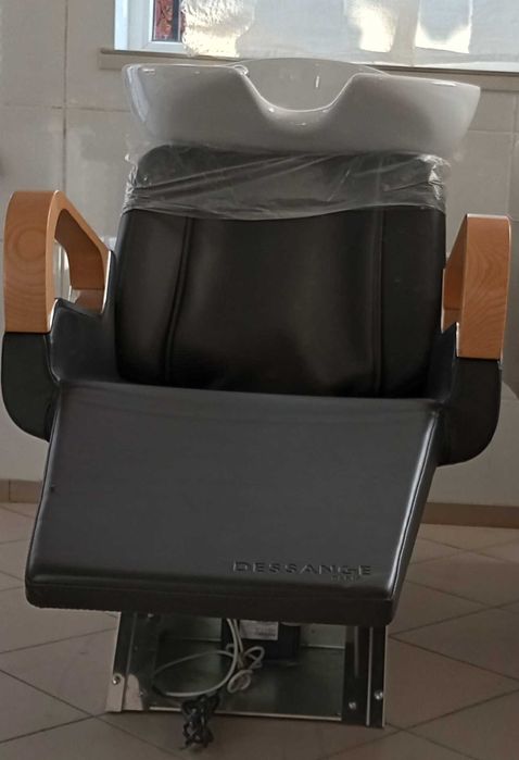 Кресло - мойка для салона красоты