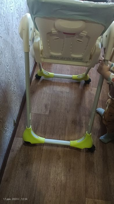 Продам детский стульчик для кормления