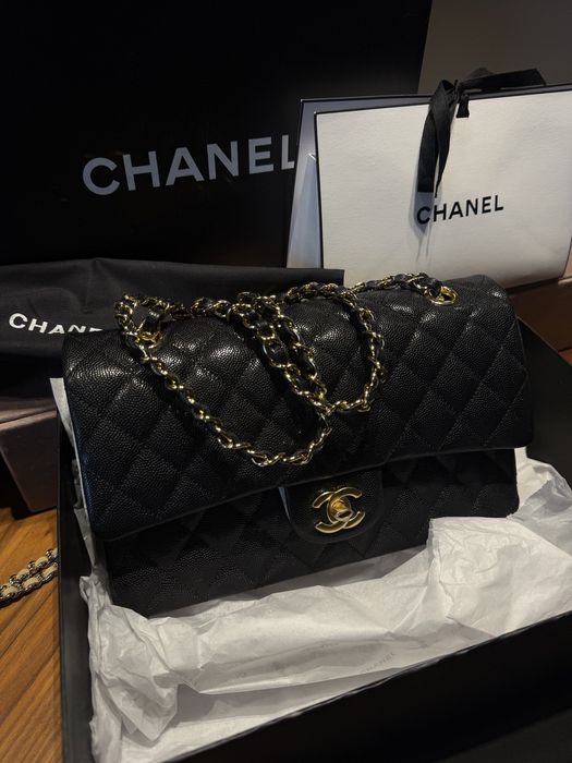 chanel classic flap bag