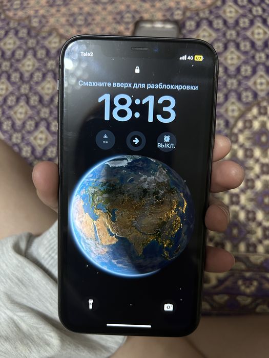 Продам айфон 11 срочно