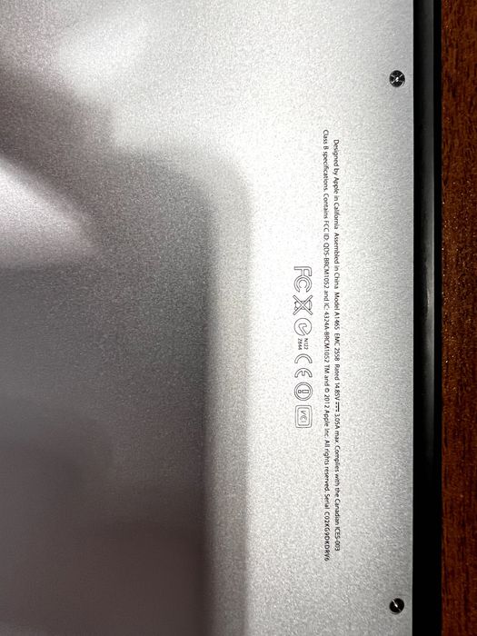 MacBook Air 11" (Mid 2012) Core i5, 4GB, 60GB, зарядно и калъф