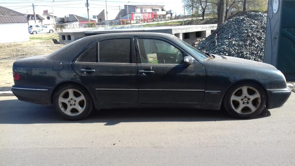 Dezmembrari Mercedes-Benz E-CLASS (W210) (1995-2003) E 320 CDI (210.0