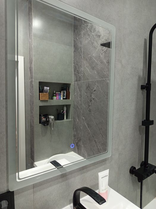 Продам зеркало для ванной