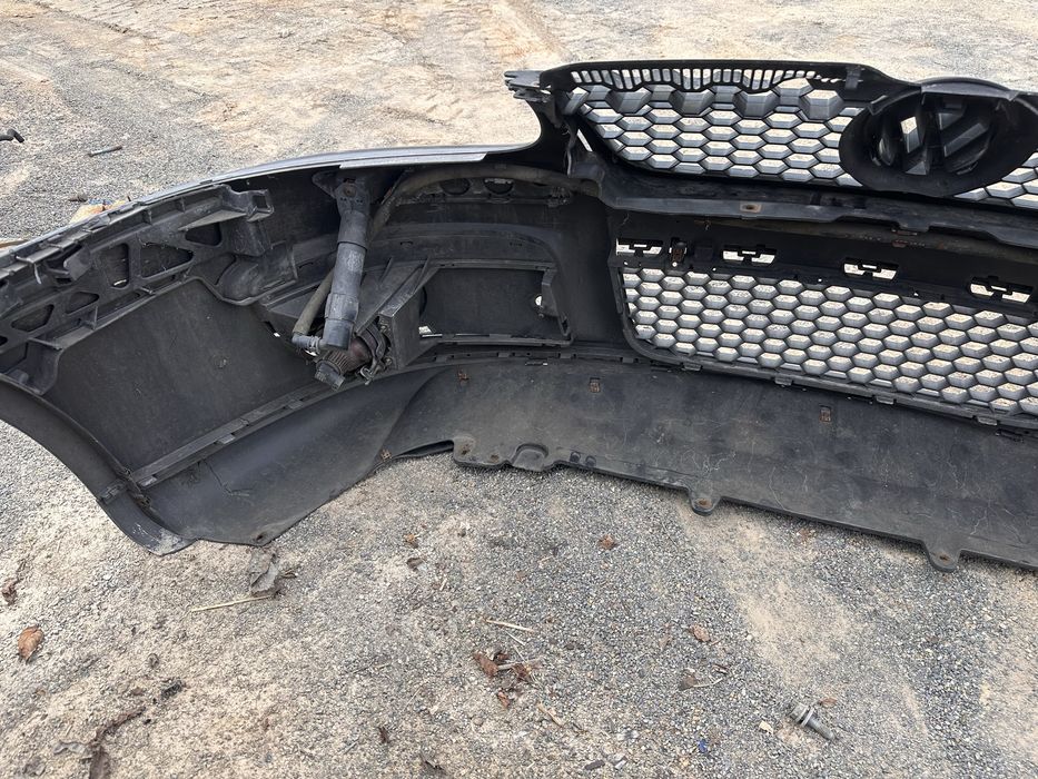 Предна броня голф 5 гти / vw golf 5 gti