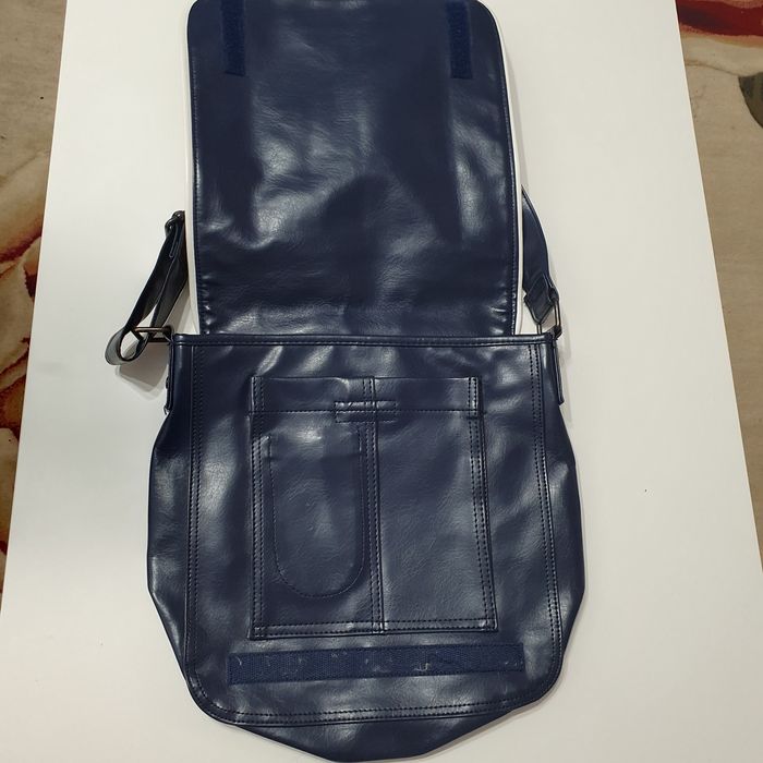 Geanta barbateasca Converse