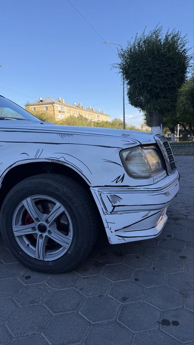 Продам Mercedes-Benz W124, 1990 г