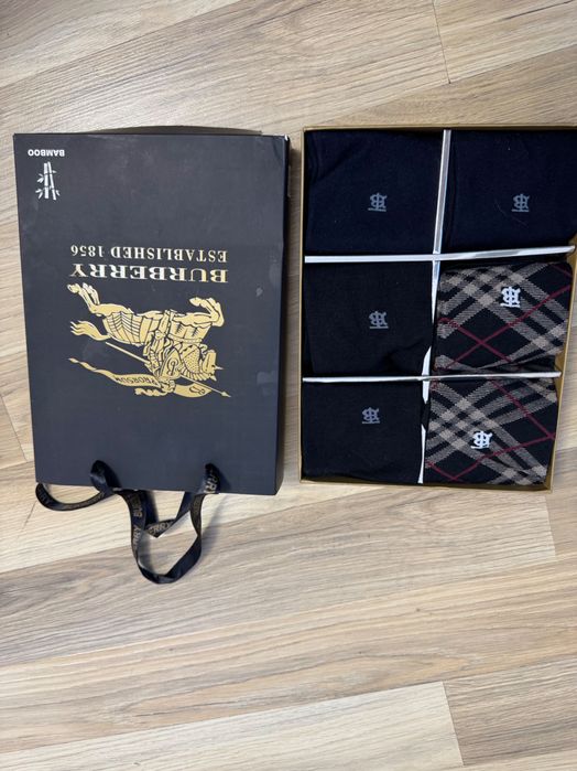 Burberry-Автентични зимни мъжки чорапи 6 броя