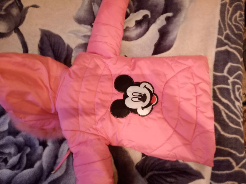 Куртка сатылады 4-6 жас