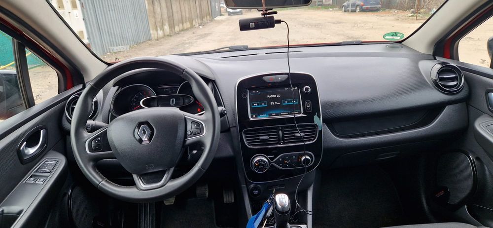 RENAULT  Clio 2020