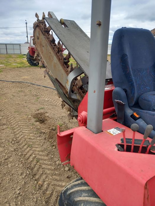 De vinzare trencher ,0745341070  dith wich , sapator de sant