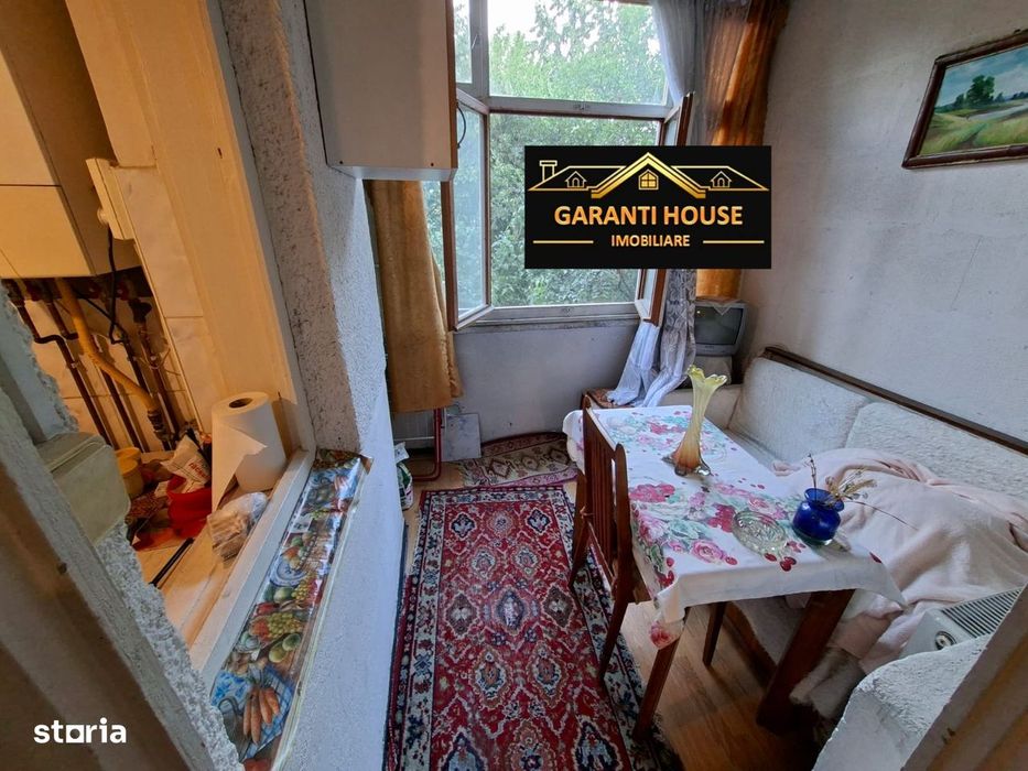 Independentei, etaj 1, garsoniera spatioasa, 46 000€ negociabil