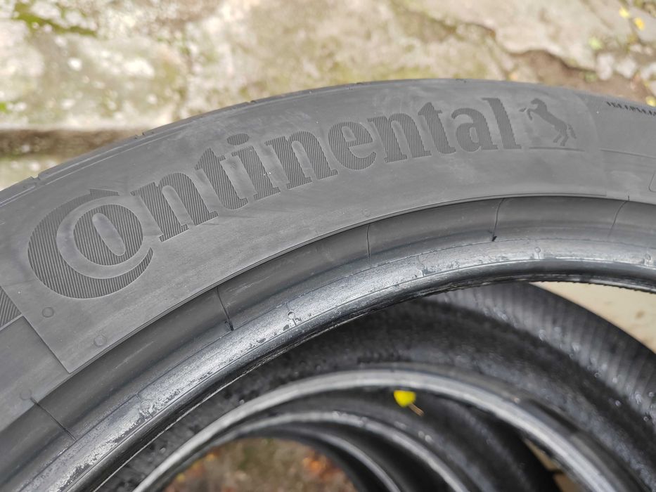 285/40/22 4бр.Continental Летни гуми