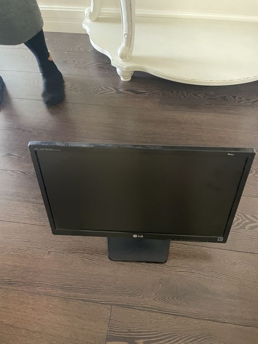 Монитор от компании lg