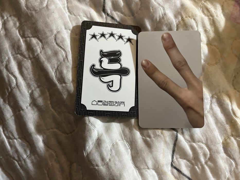 Альбом stray kids и карточки