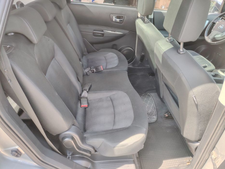 ** Nissan Qashqai 7 locuri 1.5 diesel **