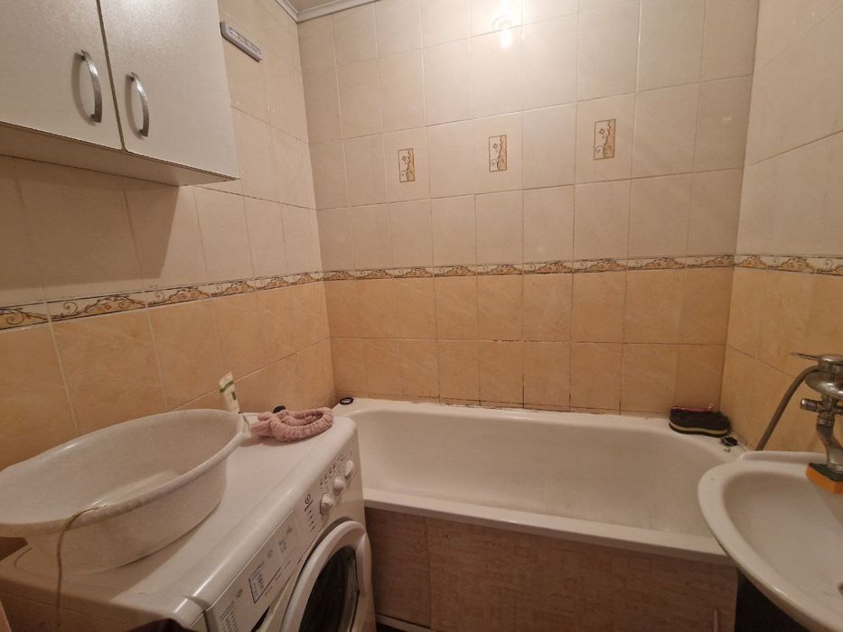 Продам 2 к в 7 микрорайоне