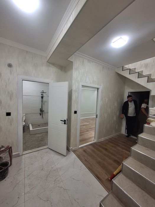 Продаётся 4-х комн. квартира СВОЯ