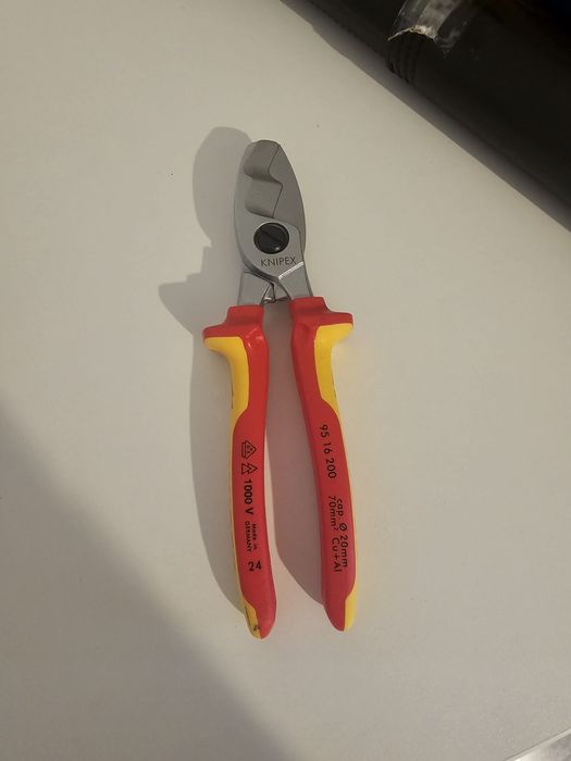 Foarfeca knipex pt taiat cabluri