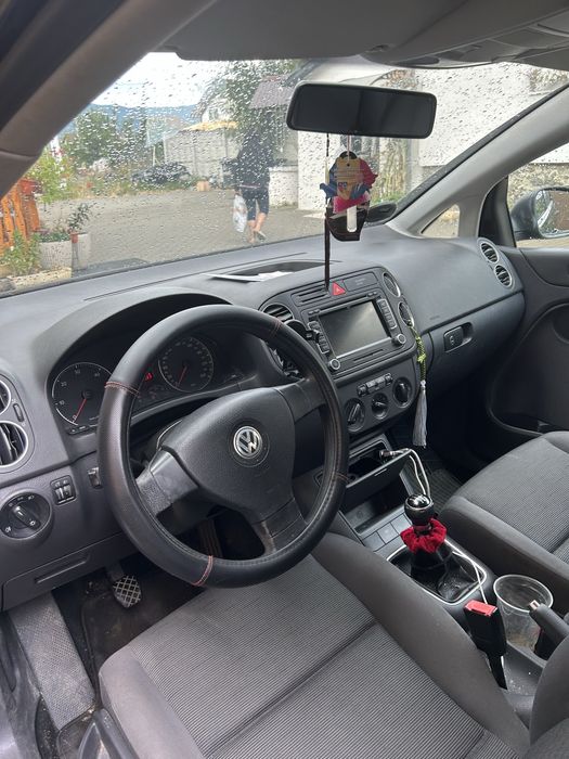 De vanzare Golf V plus