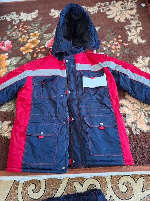 Продам зимнюю спец.одежду