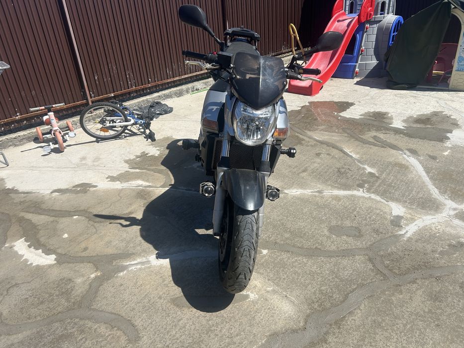 Suzuki GSR600 /2006