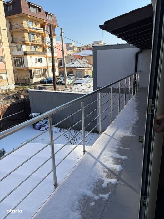 Casa P+1, 350 mp utili, teren 500 mp, zona Craiovita Noua