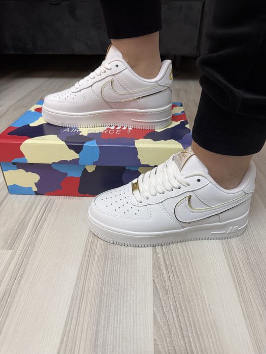 Adidasi de dama / sneakers air force